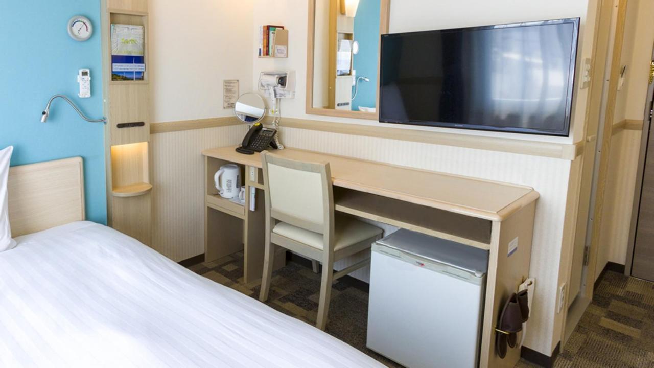 Toyoko Inn Iwakuni Eki Nishi Guchi 外观 照片